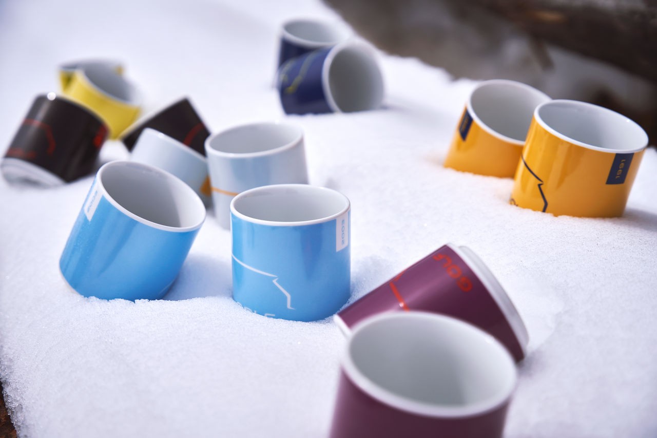 Tasse Mittelblau/Weiß, 2003, Golf Kollektion