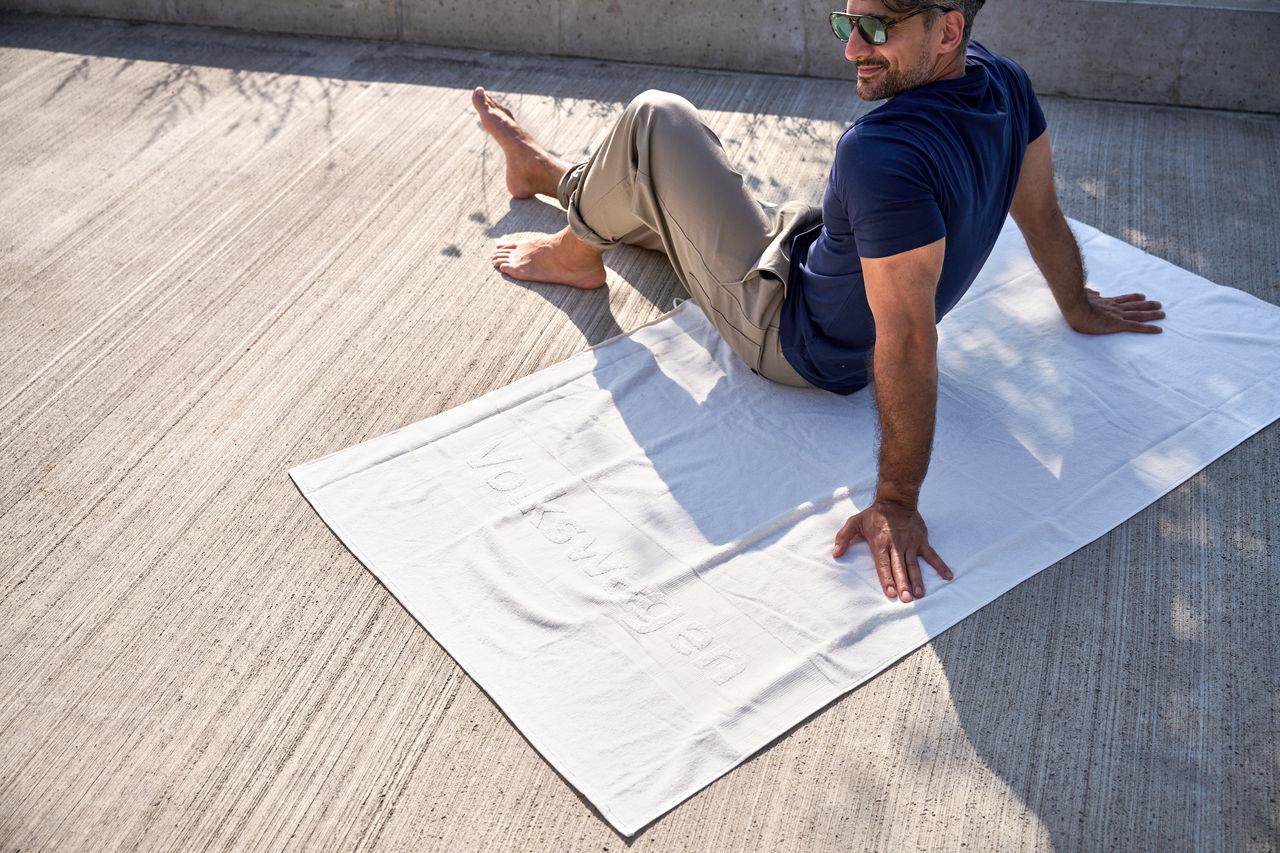 Badetuch Volkswagen in Off-White